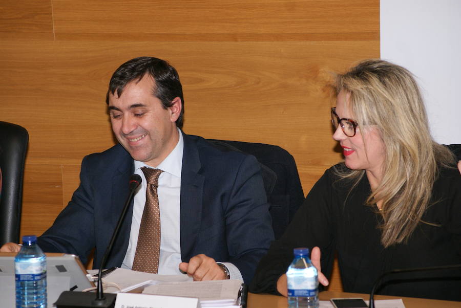 José Antonio Otero y Carmen Illana, concejales del Partido Popular en Arroyo. /Jota de la Fuente
