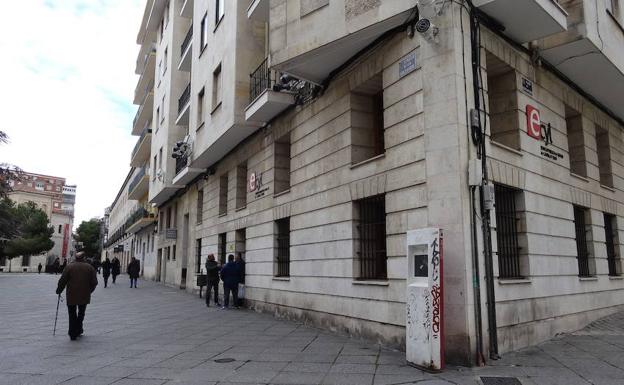 Oficinas del Ecyl en la calle Cadenas de San Gregorio de Valladolid Oficinas del Ecyl en la calle Cadenas de San Gregorio de Valladolid