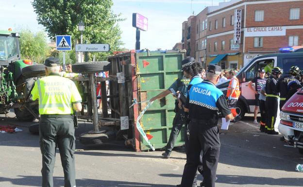 El vehículo momentos después del accidente en Tordesillas