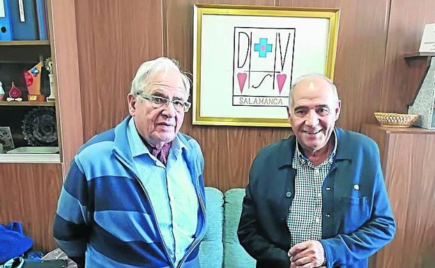 Dos de los veteranos, Luis González y Fernando Casquero./Word