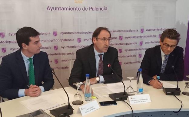 David Vázquez, Alfonso Polanco y Facundo Pelayo, en la presentación. /