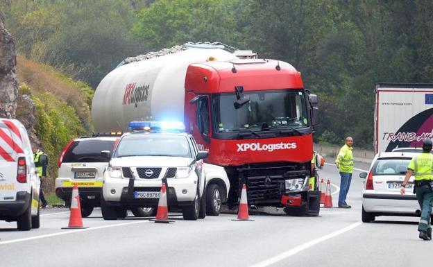 Accidente ocurrido en Pancorbo (Burgos) en septiembre de 2017 en el que perdieron la vida cinco personas de una misma familia francesa./R. ORDÓÑEZ