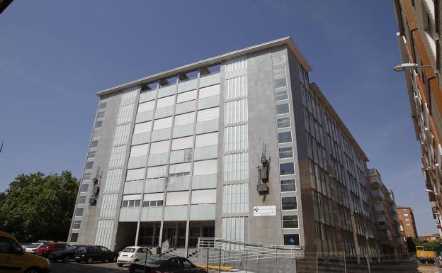 Edificio de la Audiencia, en Jardinillos. /Antonio Quintero
