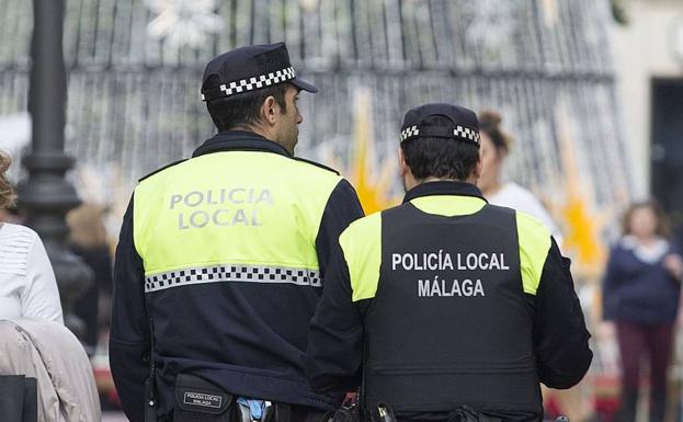 Agentes de la Pollicía Local de Málaga./Efe