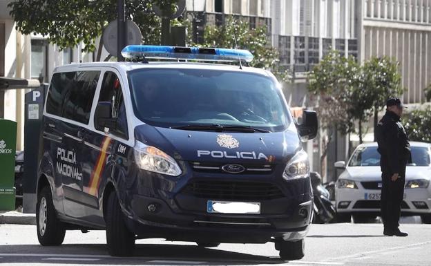 Tres detenidos en Soria por obligar a un joven a robar en cocheras, tras secuestrarle y amenazarle de muerte