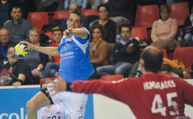 El Recoletas se ve las caras con el Teucro