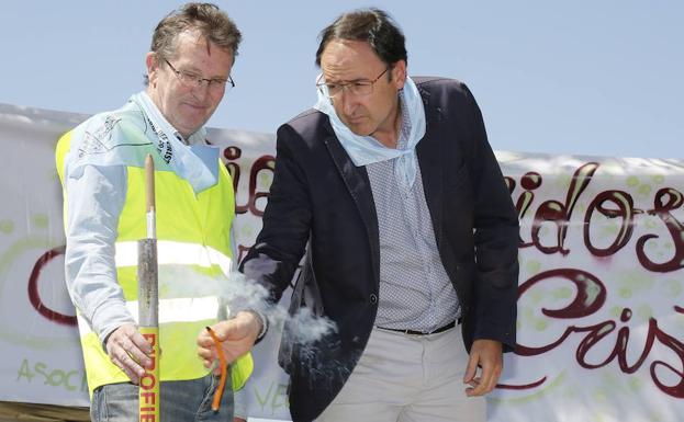 El alcalde en las fiestas del Cristo./Antonio Quintero