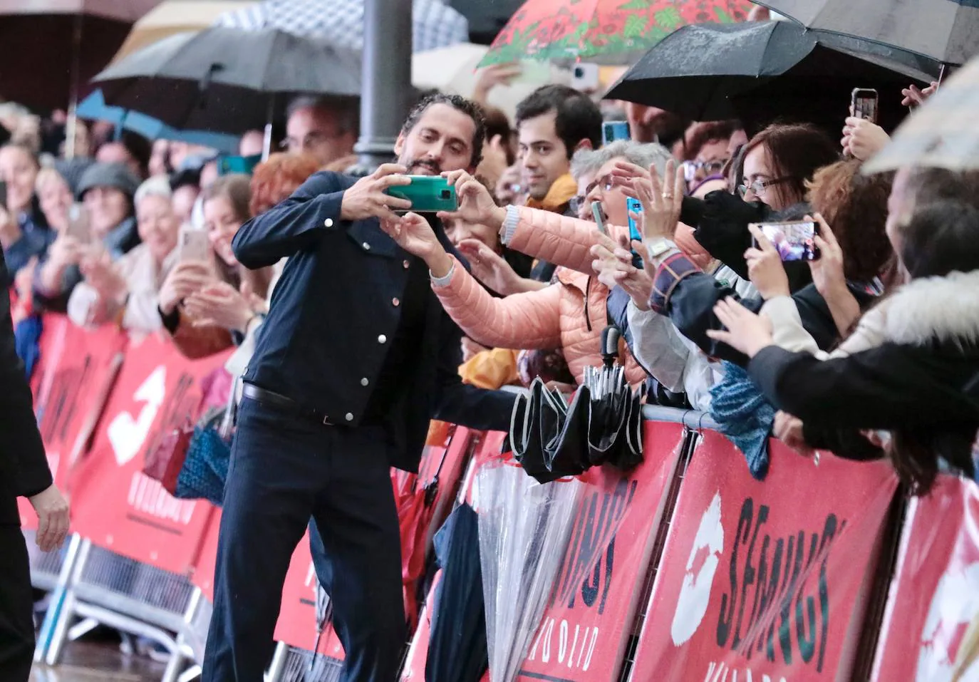 Fotos Todas Las Im Genes De La Alfombra Verde De La Seminci