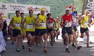 Momento de la salida de los SkyGames Ribagorza Románica. / El Norte/