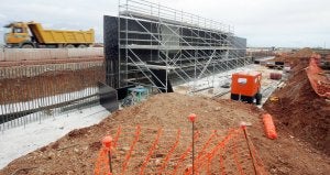 Obras del Ave en las inmediaciones de Montamarta, a 18 kilómetros de la capital zamorana. / ARACELI SAAVEDRA/
