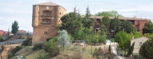 Torre del Caracol, que en la actualidad alberga el Parador de Benavente, donde se celebra la mesa redonda. ::
ISABEL REGUILÓN/