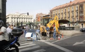 A partir de las 13.00 horas de hoy ya se podrá circular por este cruce. ::
ANTONIO QUINTERO/