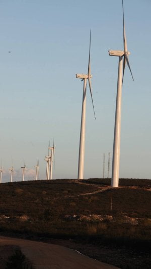 Aerogeneradores de uno de los parques eólicos de la provincia de Zamora. :: EL NORTE/