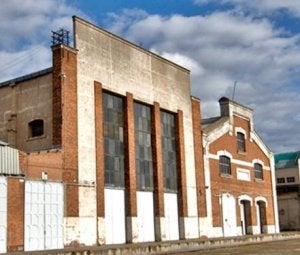 Una biblioteca y un centro deportivo para los históricos edificios ferroviarios