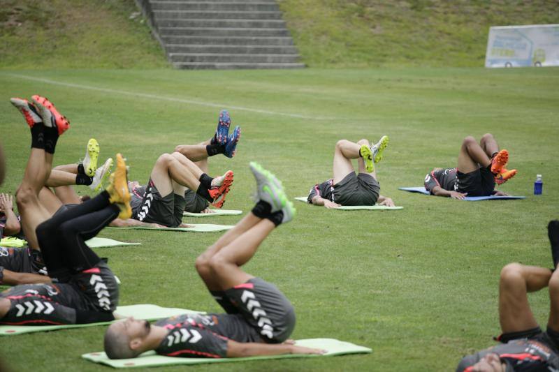 Entrenamiento del Real Valladolid en A Lagoa, Mondariz