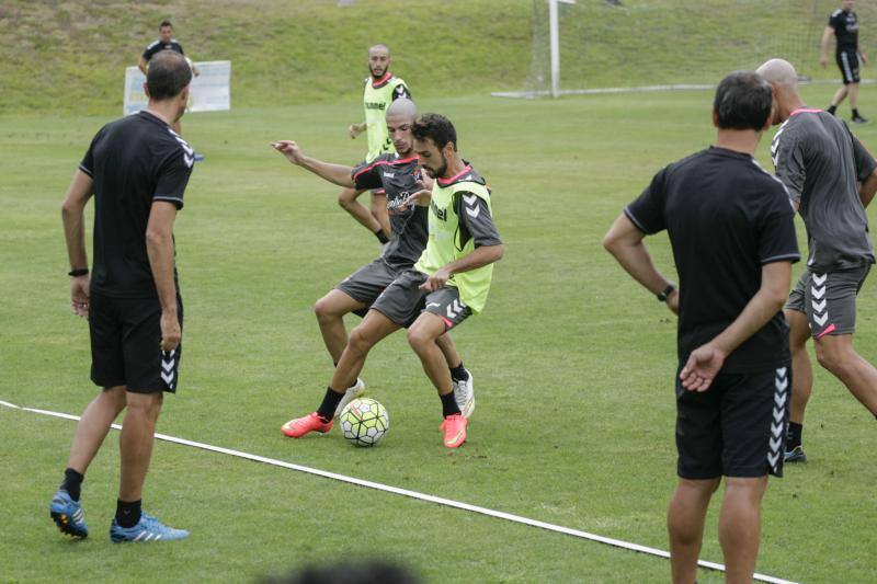 Entrenamiento del Real Valladolid en A Lagoa, Mondariz