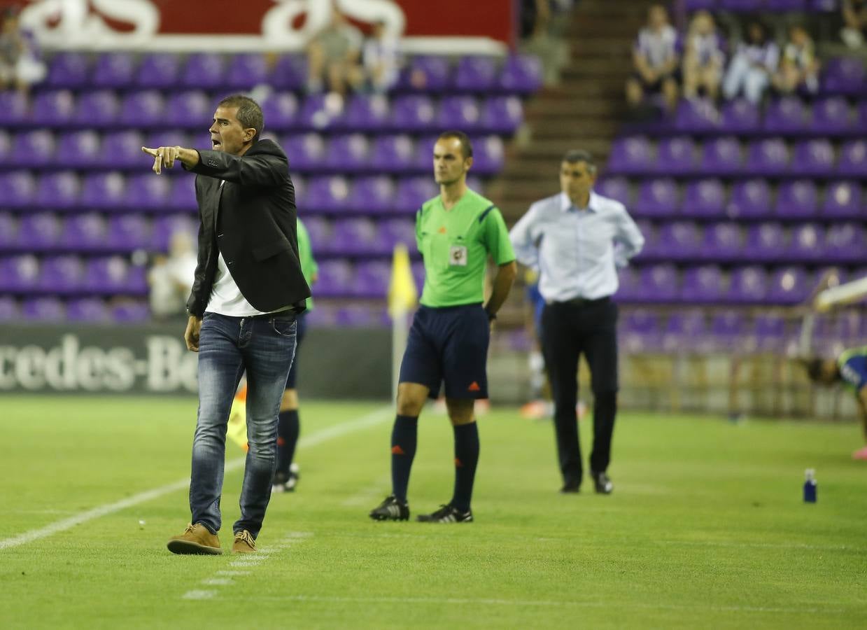 El Valladolid se impone al Alcorcón por dos goles a cero