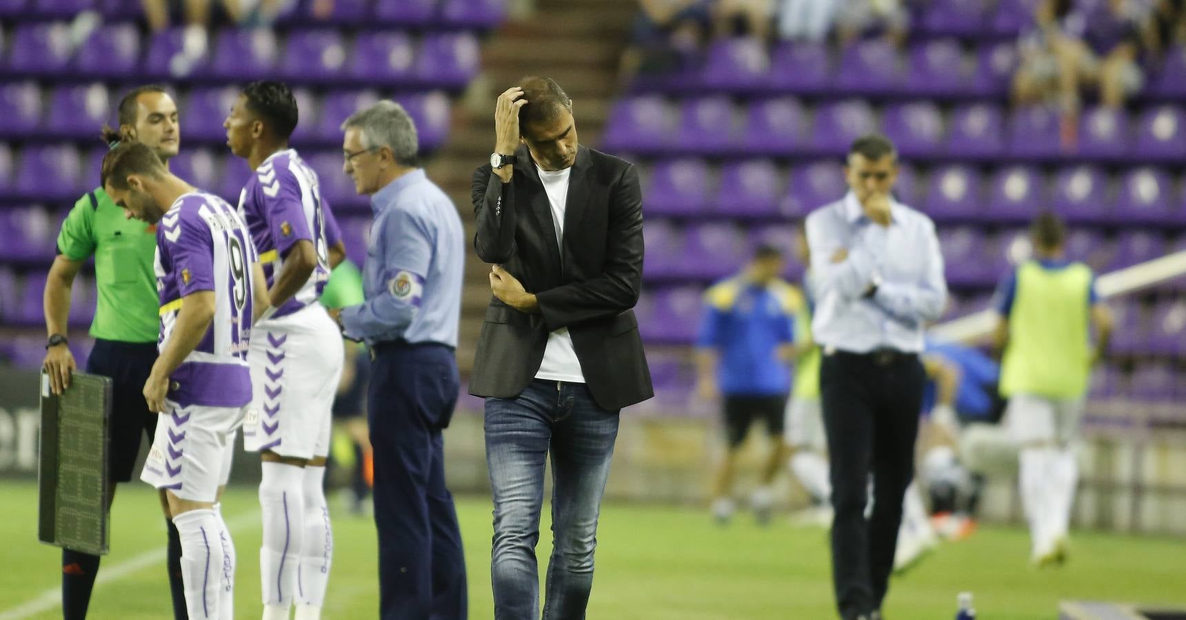 El Valladolid se impone al Alcorcón por dos goles a cero