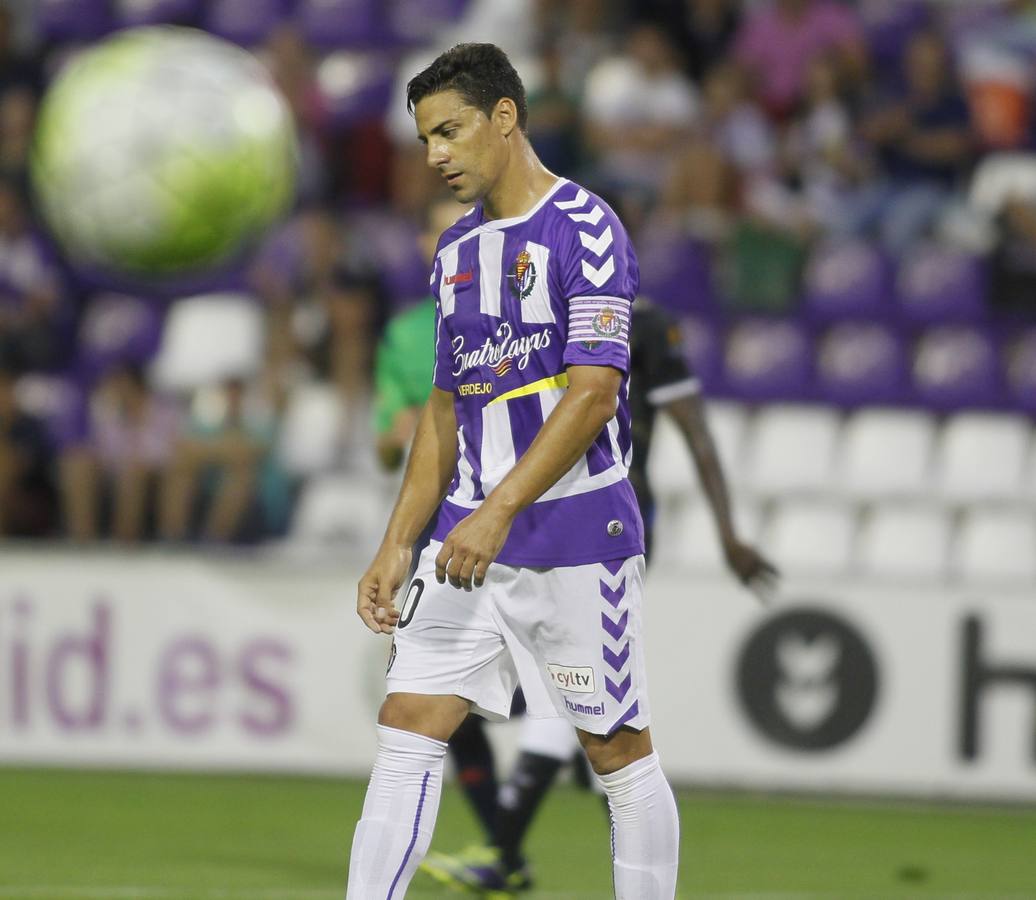 El Valladolid se impone al Alcorcón por dos goles a cero
