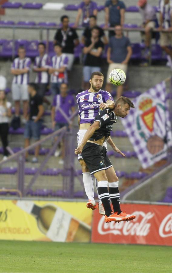 El Valladolid se impone al Alcorcón por dos goles a cero