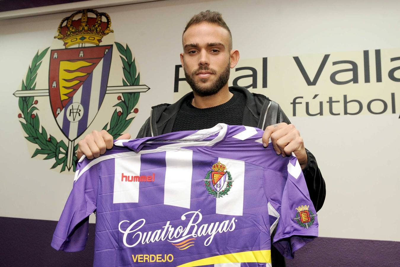 El Real Valladolid presenta a Roger Martí