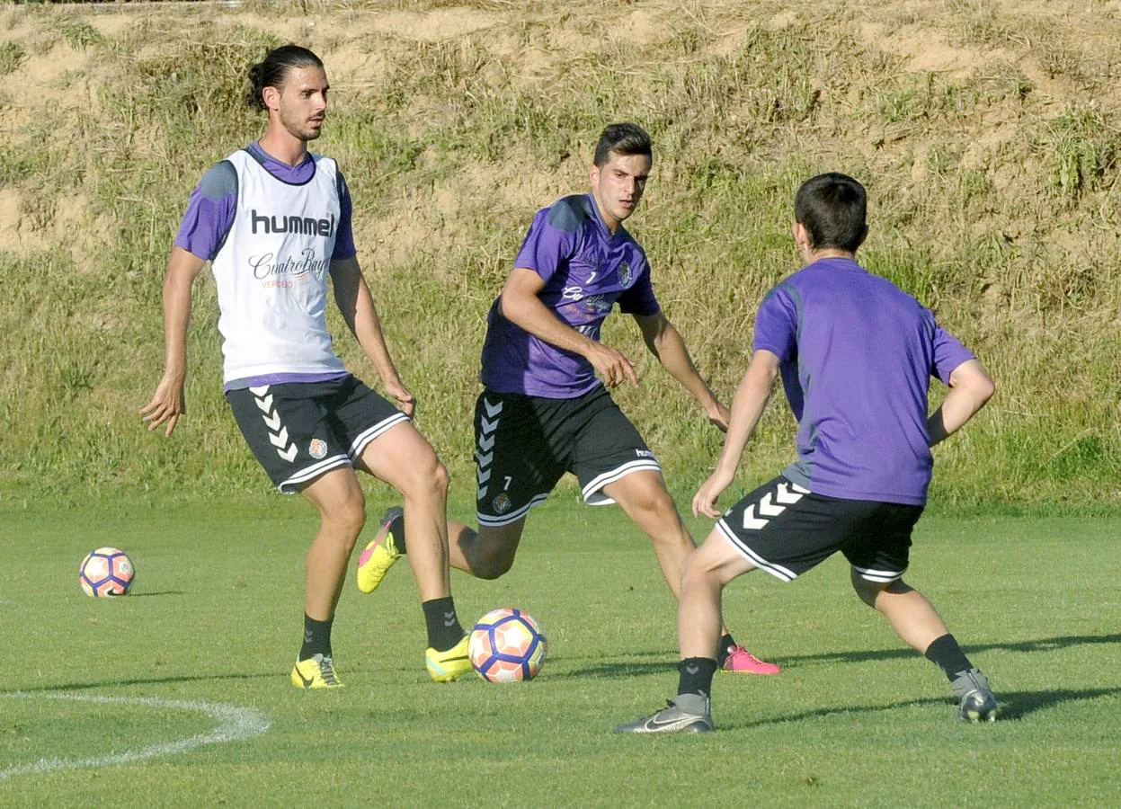 Entrenamiento del Real Valladolid en los Campos Anexos