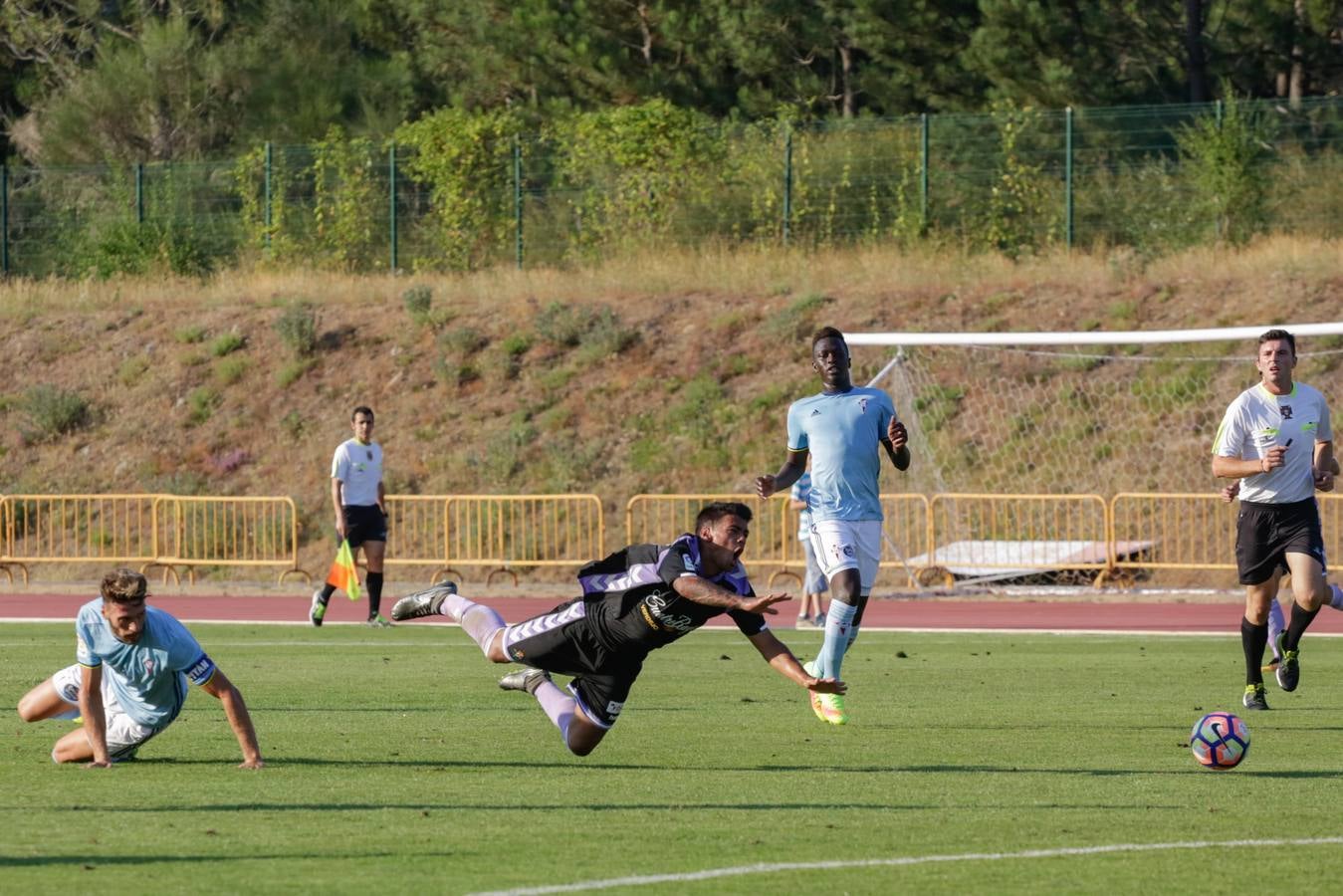 El Real Valladolid pierde ante el Celta en su primer amistoso en Melgaço