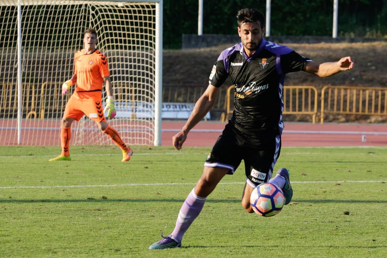 El Real Valladolid pierde ante el Celta en su primer amistoso en Melgaço