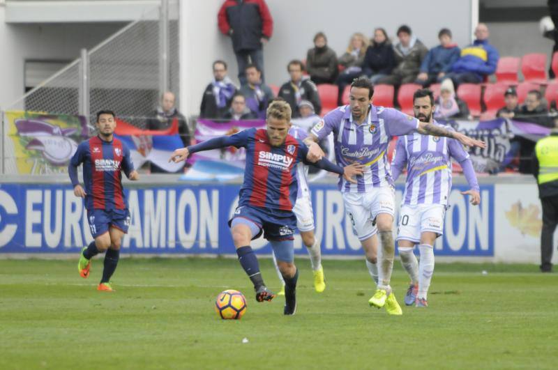 Partido del Huesca contra el Real Valladolid en El Alcoraz