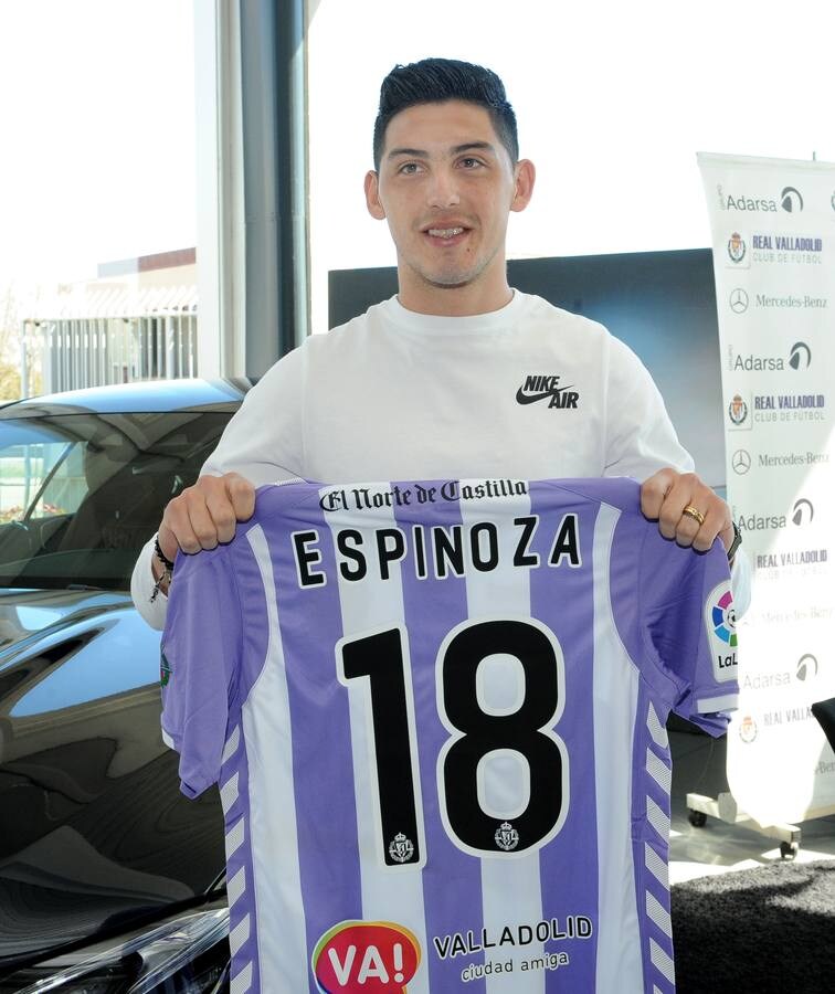 El Real Valladolid presenta a Cristian Espinoza