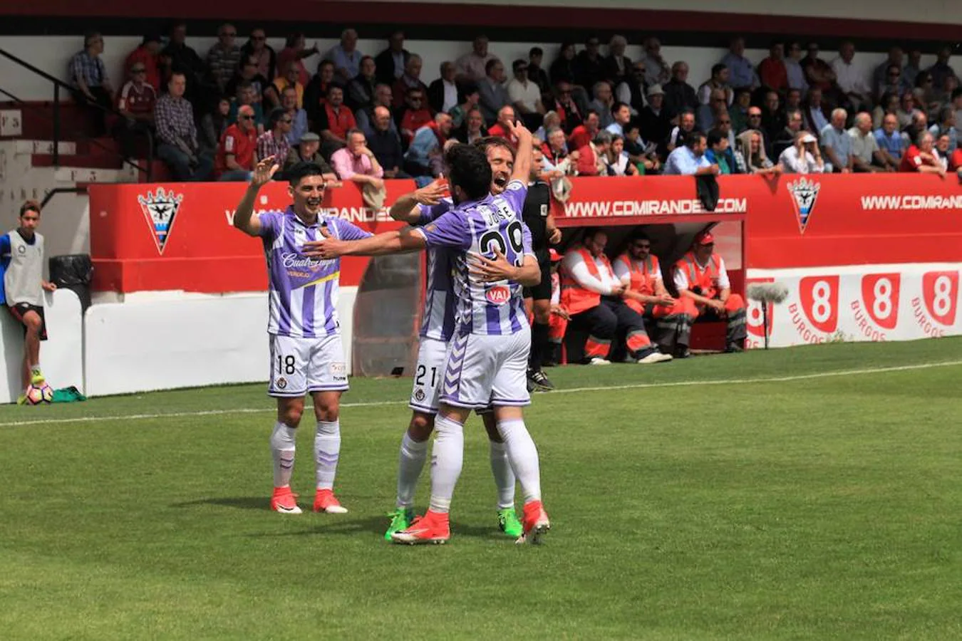 Mirandés 2-2 Real Valladolid