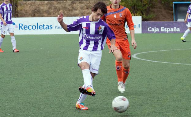 La confianza condena al juvenil de División de Honor ante el líder