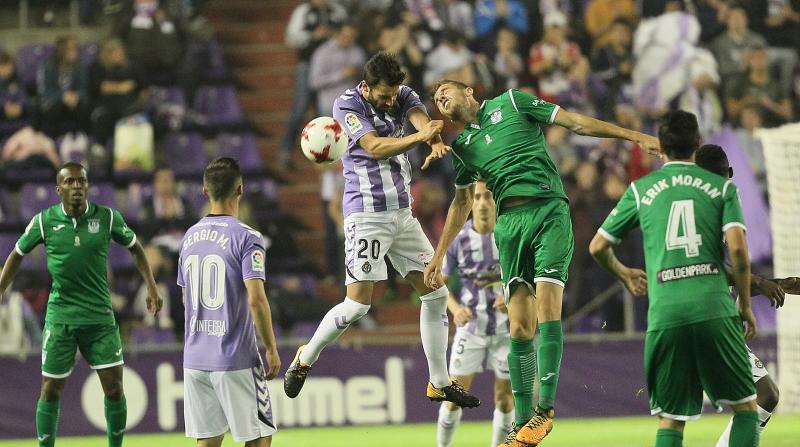 El Valladolid cae, pero da la cara ante un Primera