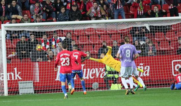 El Valladolid empata en Gijón ante un flojo Sporting