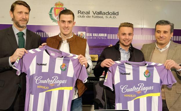 Presentación de Ontiveros y Toni Martínez con el Real Valladolid; pólvora para el ataque