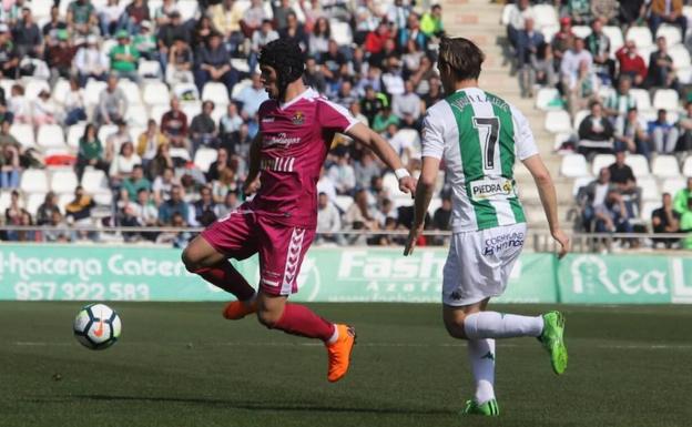 Luismi solo cumplirá un partido de sanción por su expulsión en Córdoba