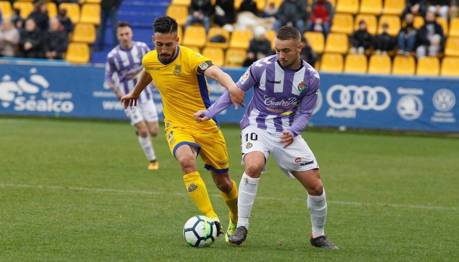 El Real Valladolid no consigue marcar en Alcorcón