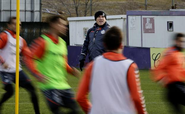 Sampedro se lleva a veinte futbolistas para el Lugo-Real Valladolid