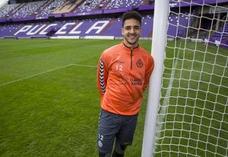 «No me vengo abajo por tener a Mata delante; eso es un premio»