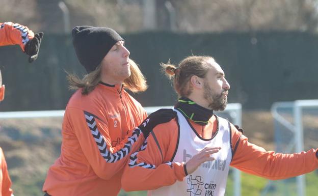 Rotpuller y Al Mousa debutan en una convocatoria y relegan a Chris Ramos