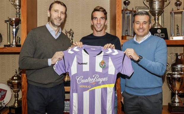 Javi Pérez amplía hasta 2019 su vinculación con el Real Valladolid