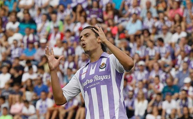 El Real Valladolid cae ante el Alavés en el minuto final