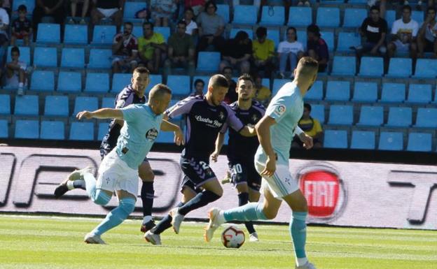 El Real Valladolid suma un merecido punto en Vigo pese al equipo arbitral