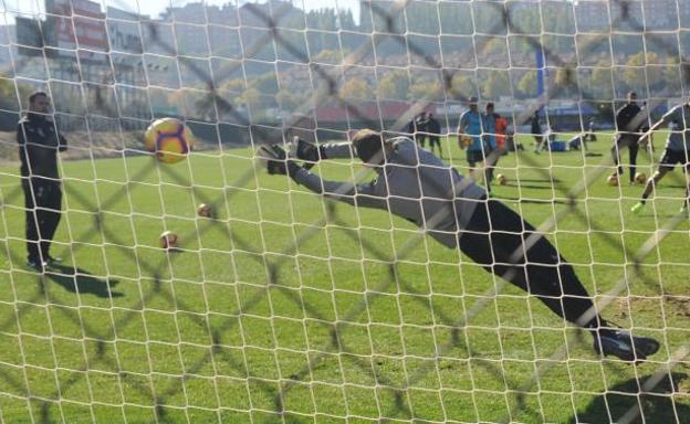 Pucela y Espanyol se juegan el liderato de Primera