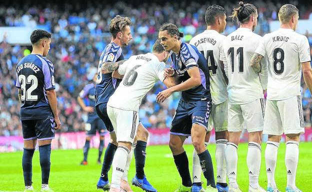 La segunda línea se echa el '9' a la espalda