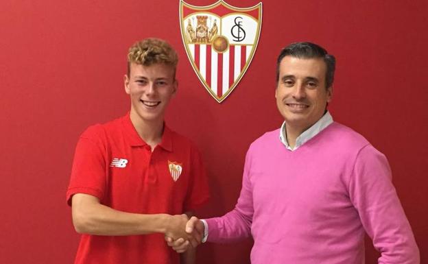 El director deportivo del Real Valladolid pronostica «un 2 bien grande» para el partido en Sevilla