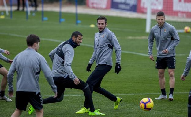 El Pucela busca otra victoria en Sevilla con nueva defensa