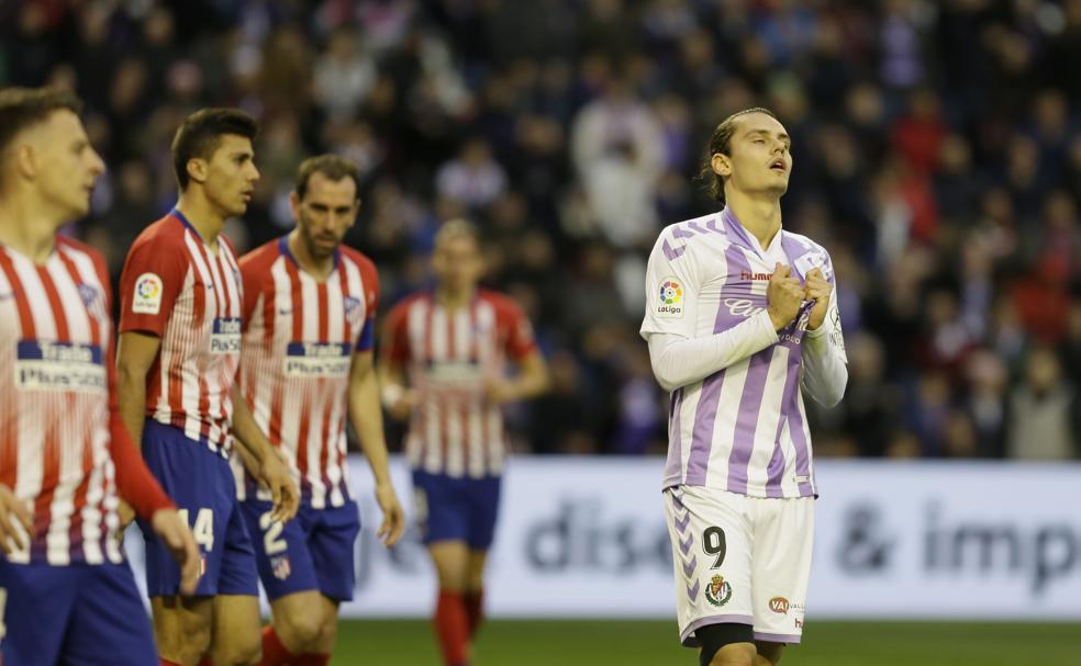 El Atleti ganó al Real Valladolid con su misma medicina: sin posesión