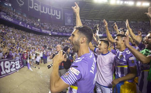 El Real Valladolid despide un año mágico en San Mamés con once jugadores de la plantilla del ascenso