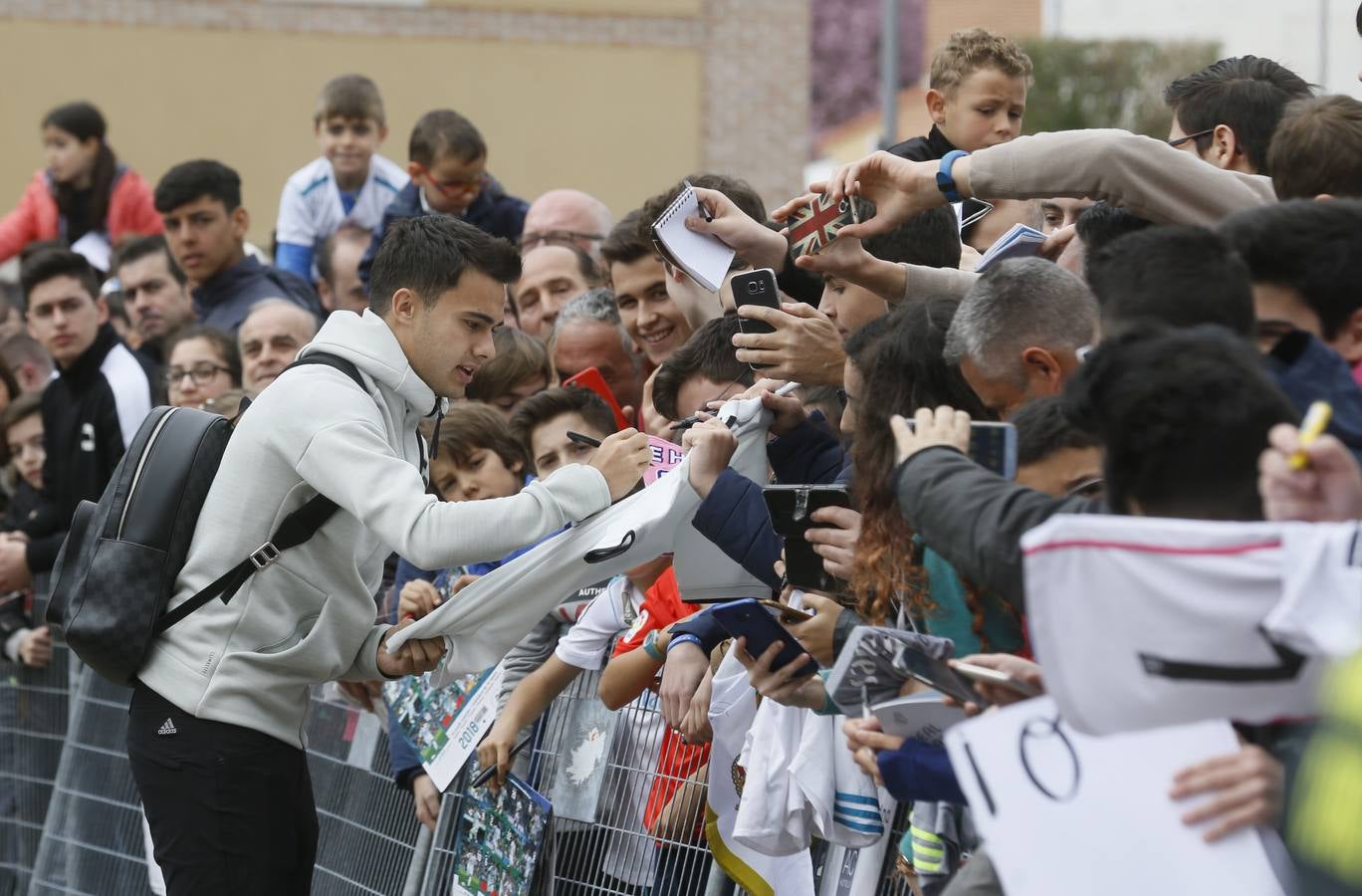 El Real Madrid llega a su hotel de concentración en Valladolid